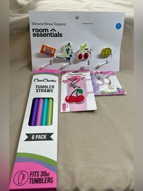 12 Piece Water Bottle Accessories Set - Straw Toppers, Charms & Straws. NWT